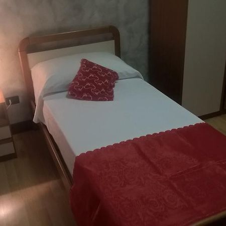 B&B Acquaria อาเวซซาโน ภายนอก รูปภาพ